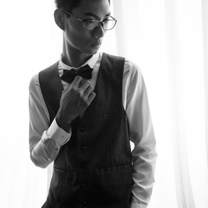 朝鲜女人又紧又大又深
